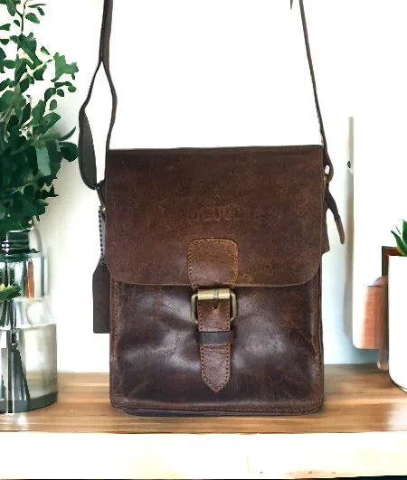 new-stylish-leather-unisex-crossbody-messenger-bag-for-men-and-women-brown